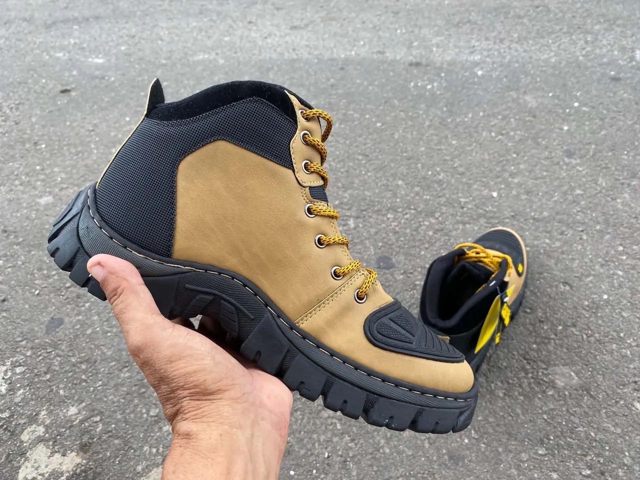 Botas Caterpillar adventure solado  - Foto 4