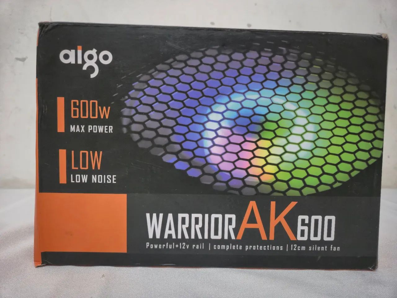 Fonte Aigo 600W, voltagem 240V - Foto 5