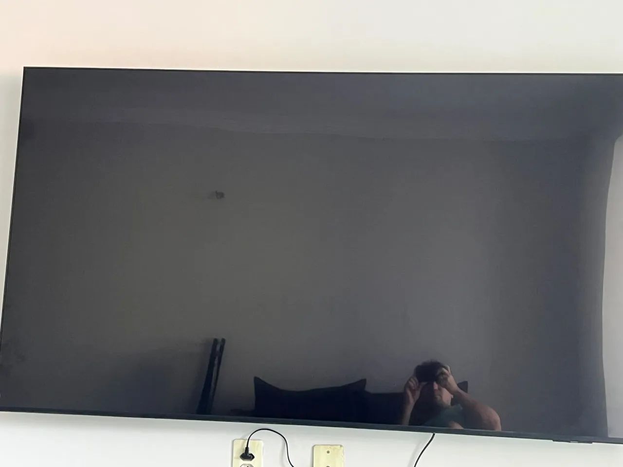 TV Samsung 75 polegadas apenas 4 meses de uso