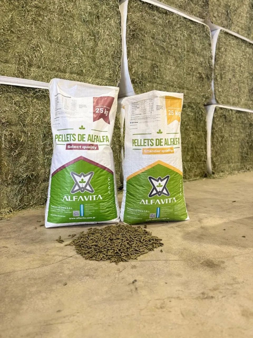 ALFAFA EM CUBOS PARA CAVALOS  - Foto 2