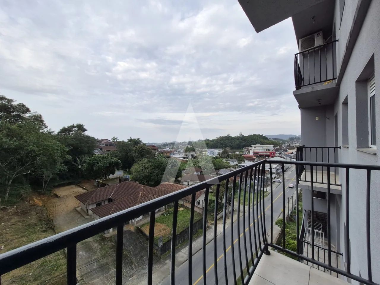 Apartamento com 02 quartos e sacada no bairro Petrópolis. - Foto 4