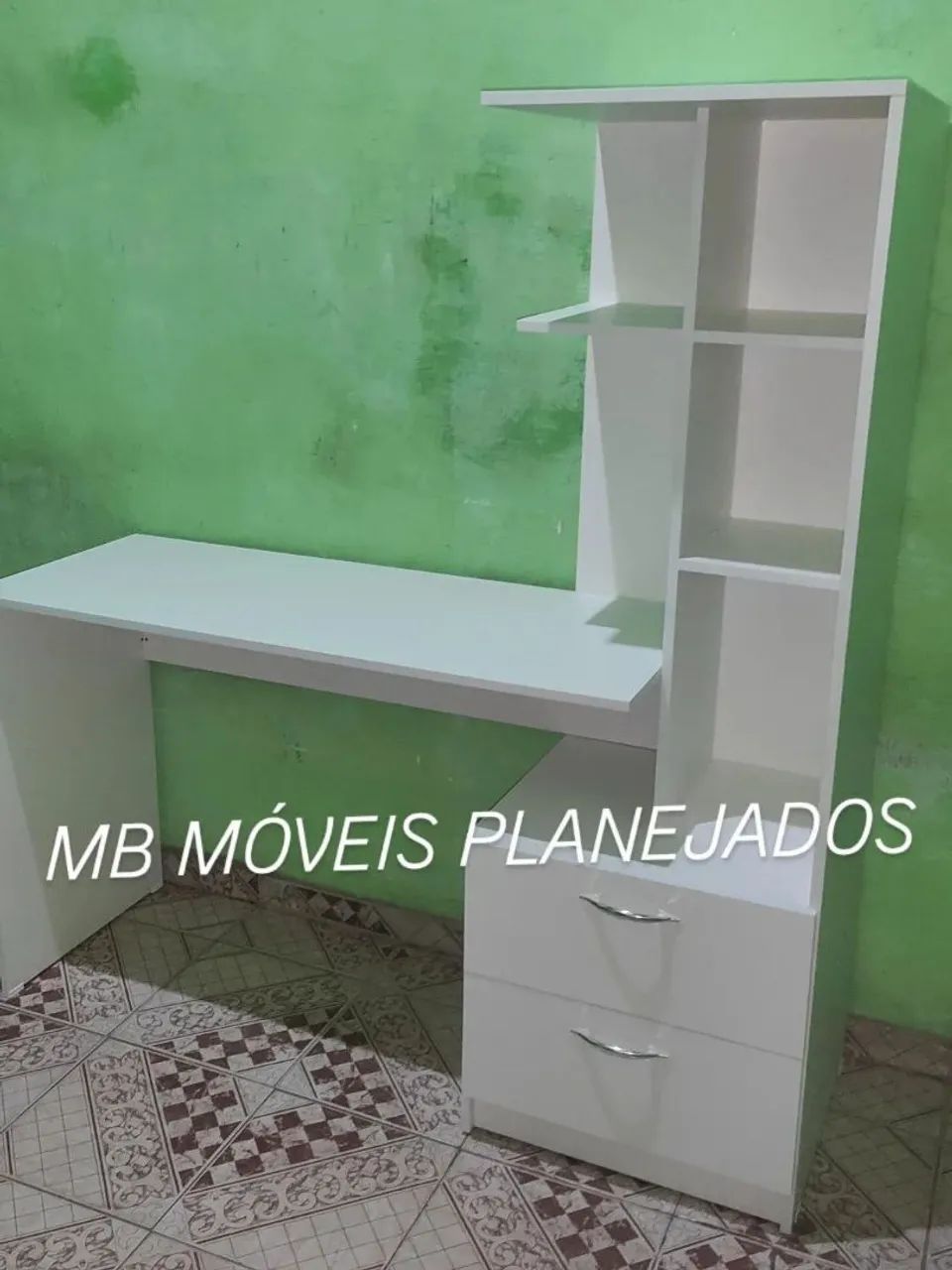 Escrivaninha com estante nova 100% MDF branco 