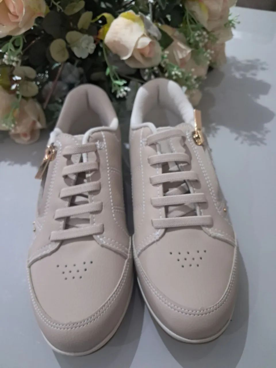 Tenis