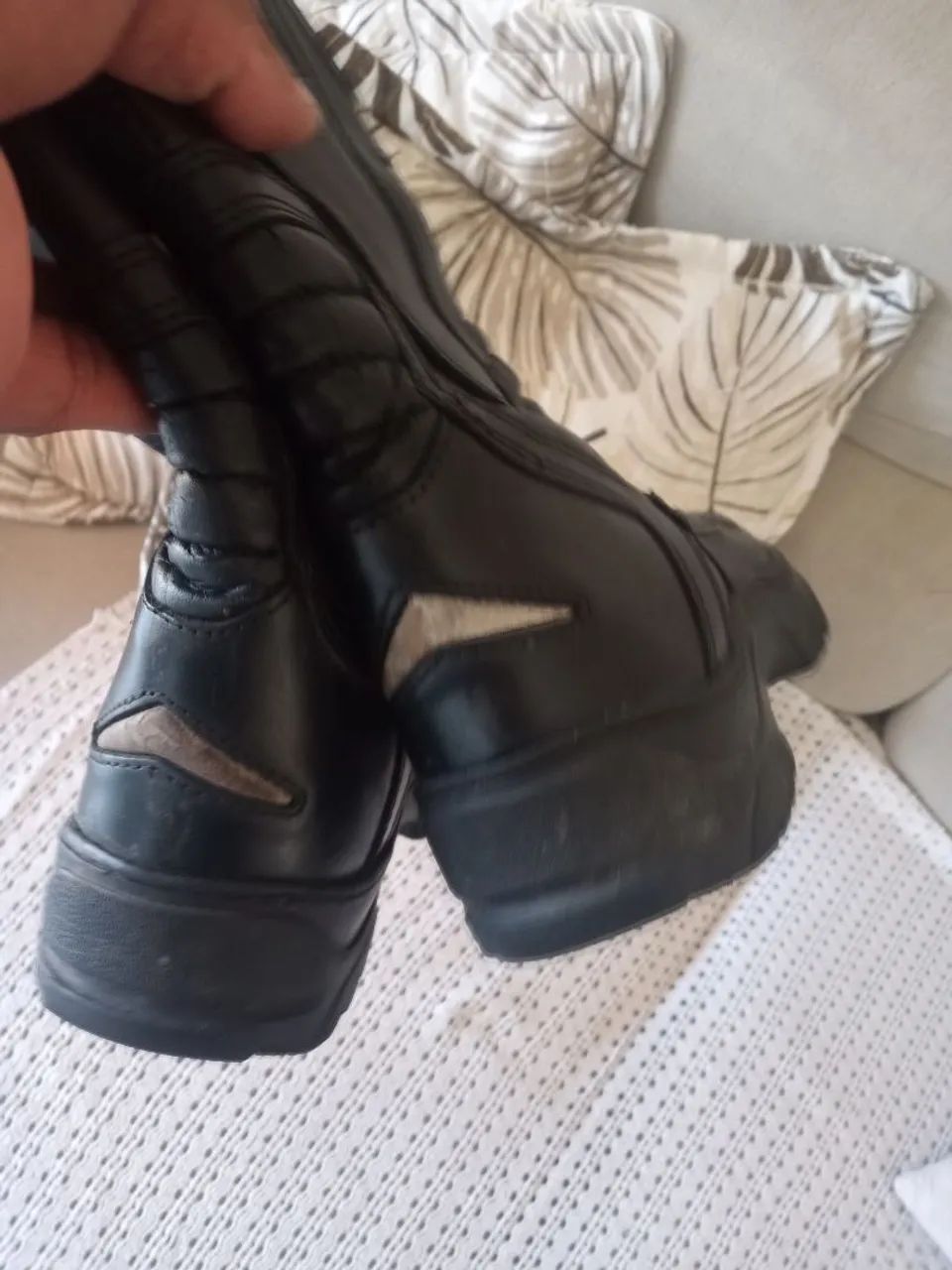 Bota de couro bombeiro civil 37 - Foto 2
