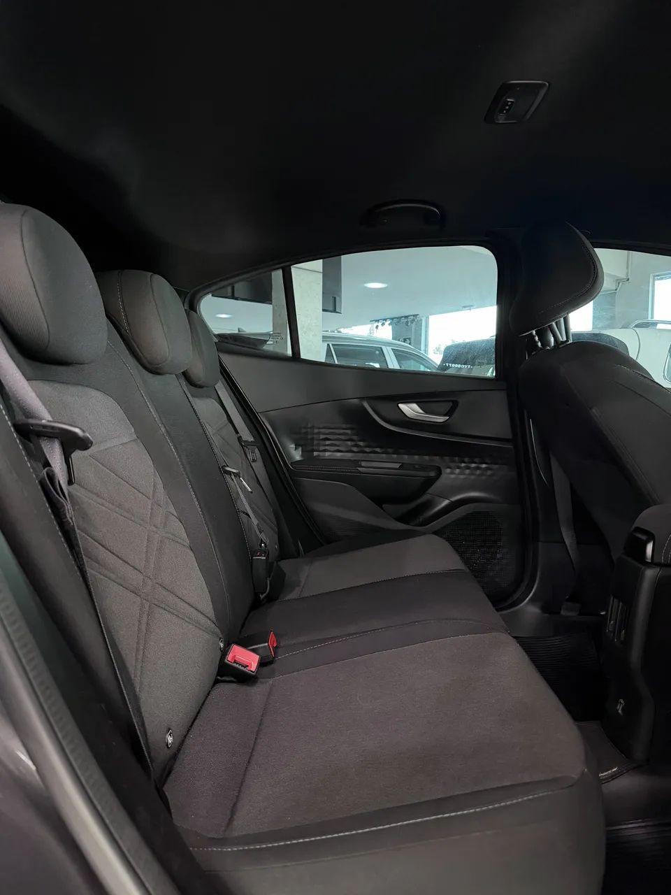 Fiat Fastback Audace 200 TB AUT (hibrído) 2026 - Foto 5