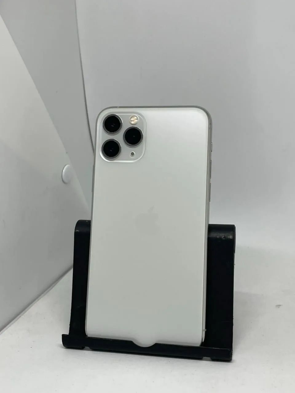 iPhone 11 Pro Max (256GB) - Branco - Foto 2