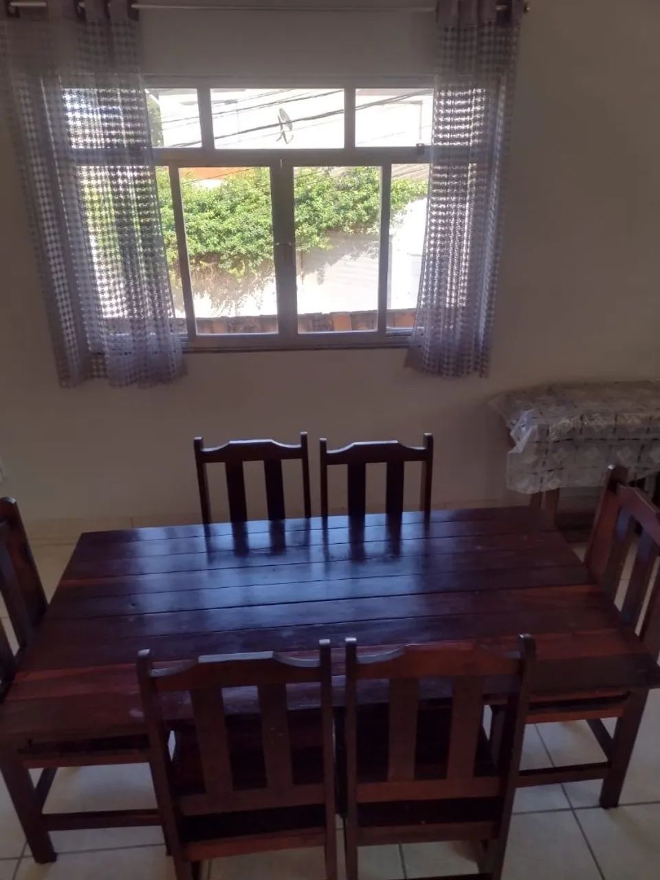 Mesa madeira maciça