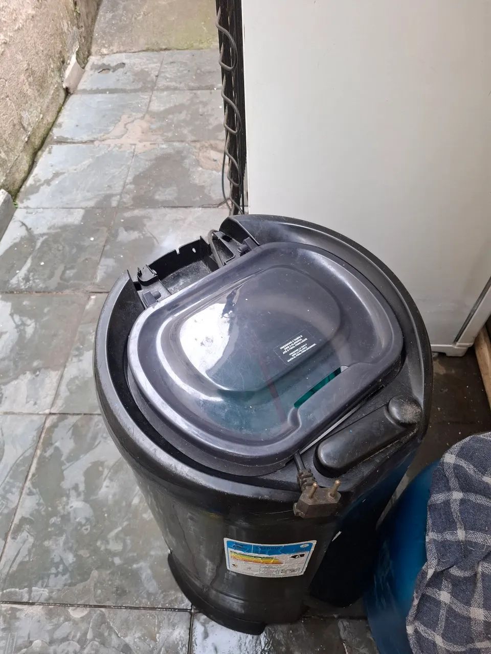 CENTRÍFUGA.  8kg