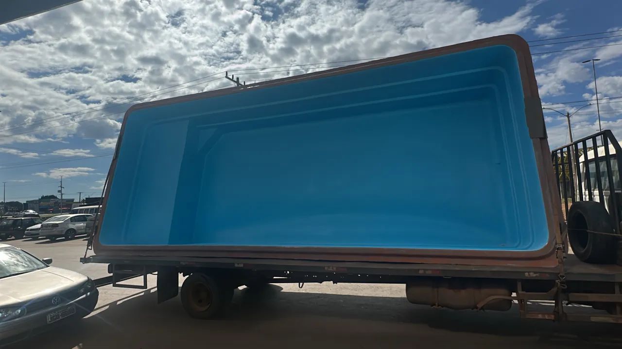 Piscina de fibra 7M