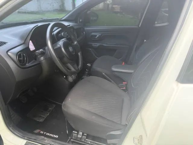 Fiat Strada Endurance 1.4 Flex 8V CS Plus 2022 - Foto 4
