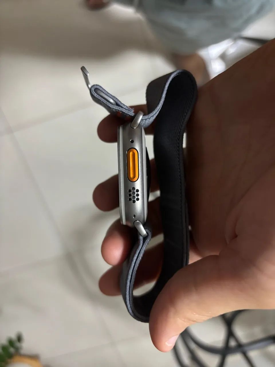 Apple Watch Ultra One 49 mm Titanium  - Foto 3