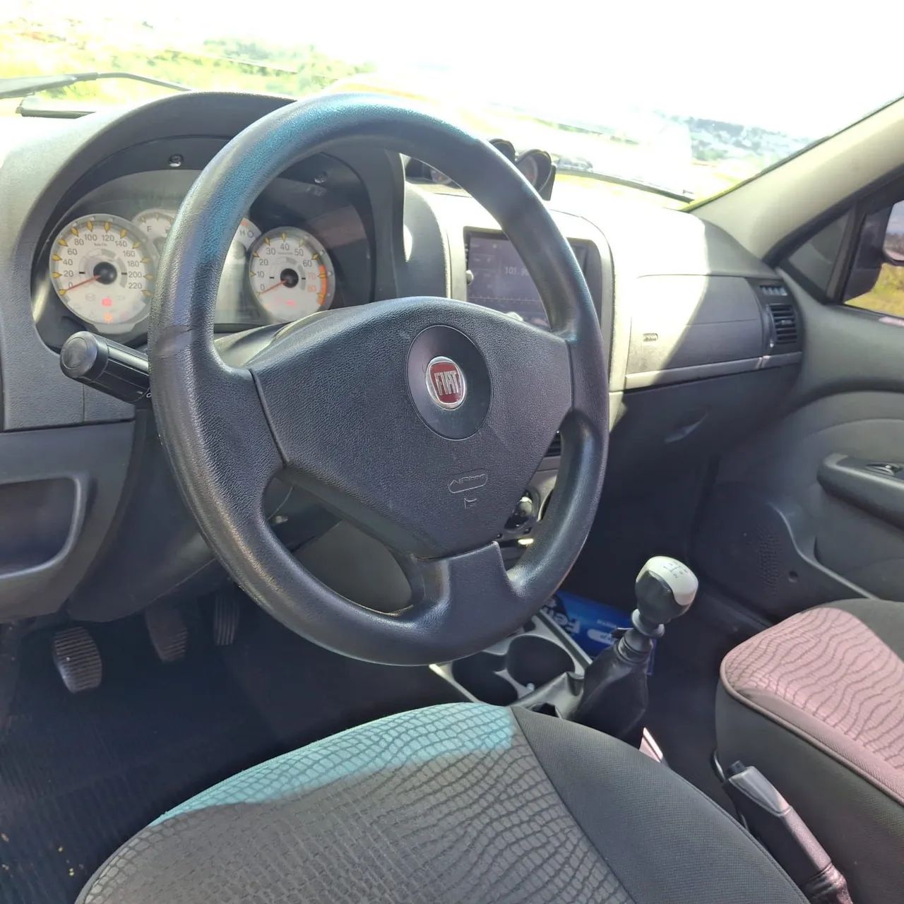 Fiat Strada Adv.1.8 16V Dualogic Flex CD 2012 - Foto 5