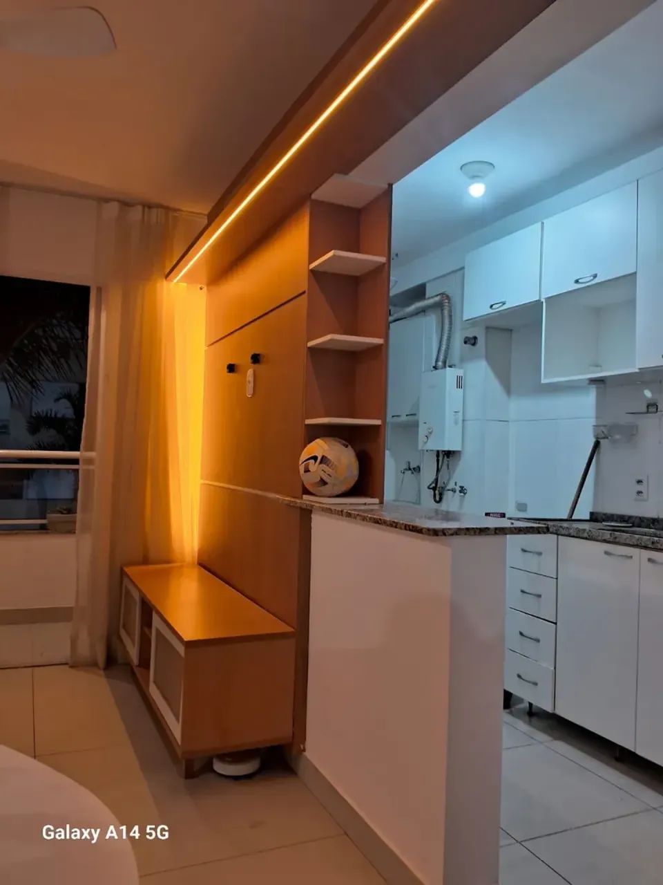 Apto lindo de 02 quartos para o nascente! - Foto 2