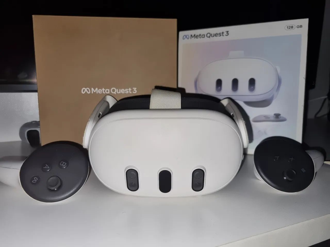 Meta Quest 3 - 128gb - Lentes Pancake - Periféricos e Acessórios