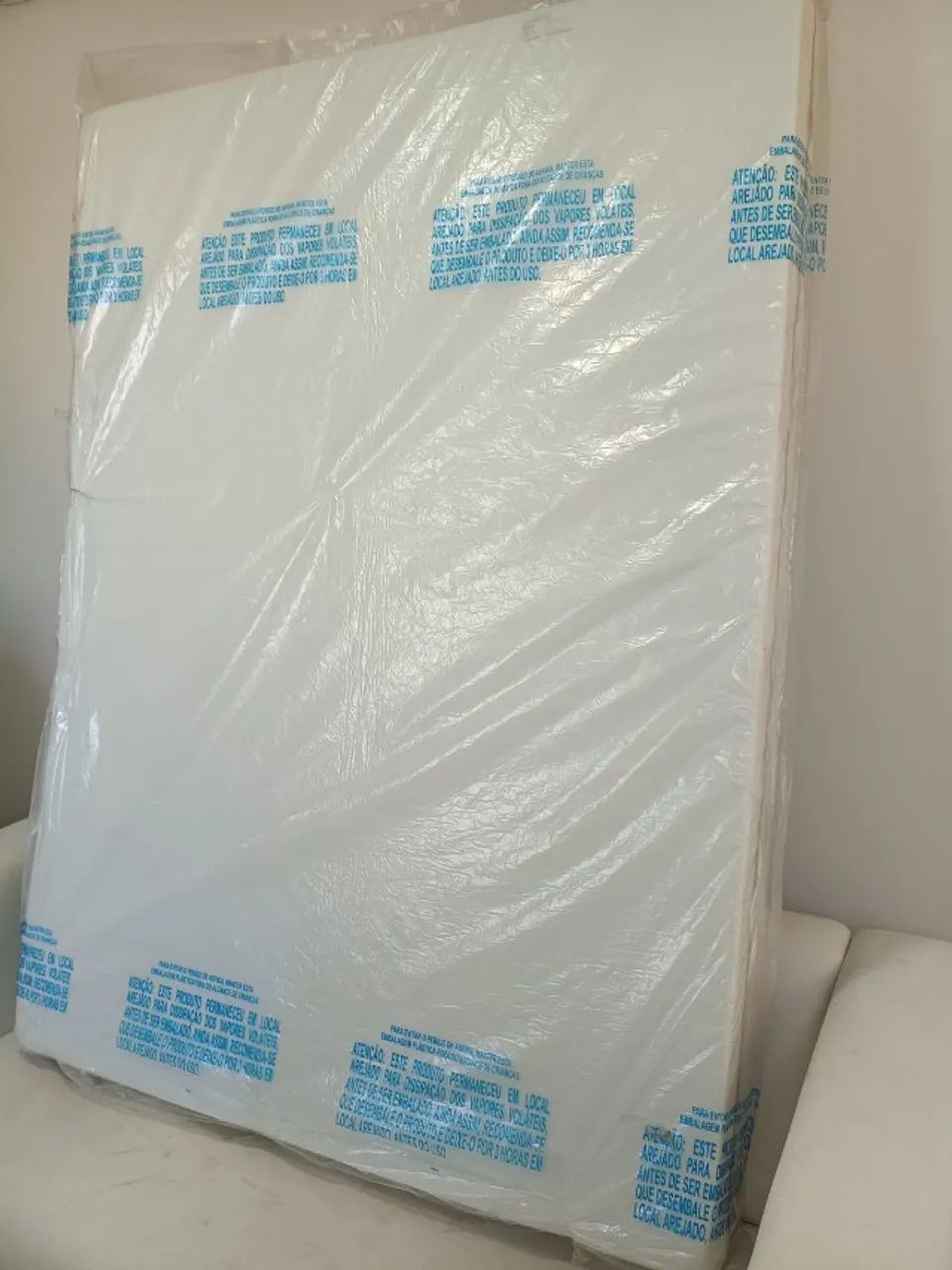 Colchão Emma Essential Casal 138x188 Perfeito 