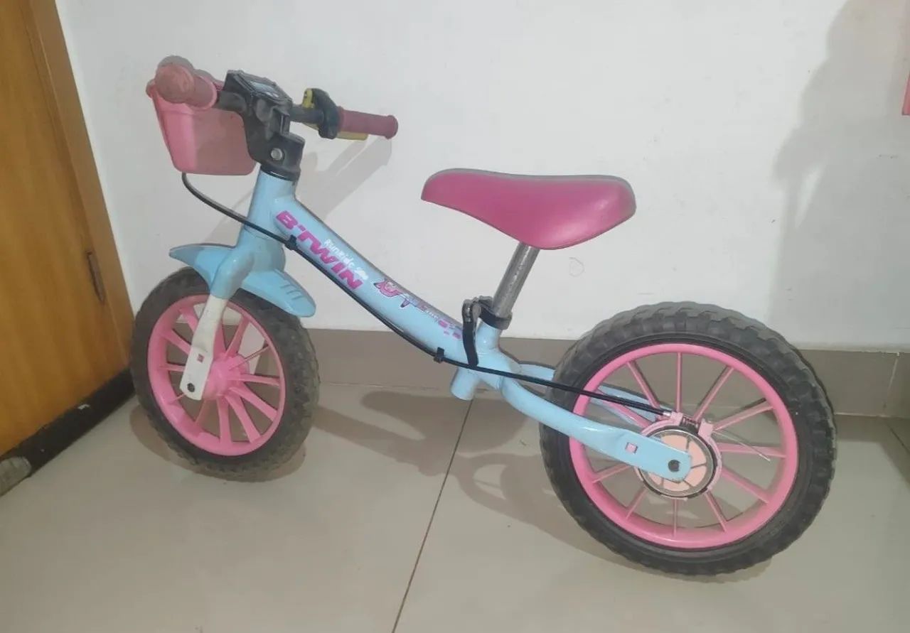 Vendo bicicleta de equilíbrio 