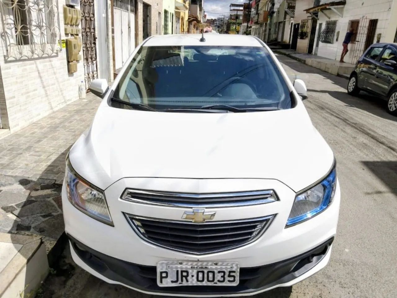 Chevrolet Onix ONIX HATCH LTZ 1.4 8V FlexPower 5p Mec. 2016