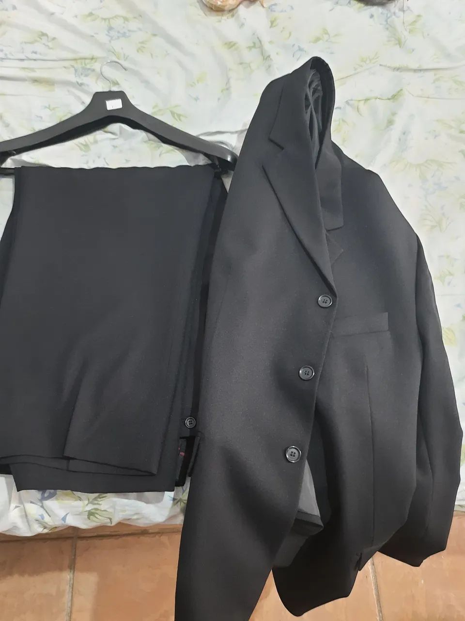Terno preto novo XL tam 60 - Foto 4