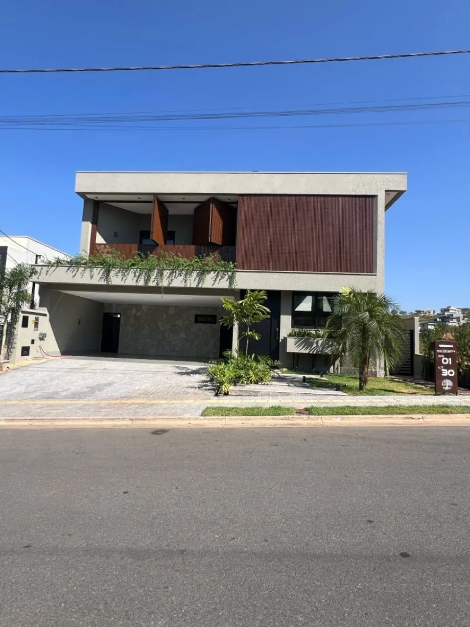 Sobrado Jardins Bolonha
