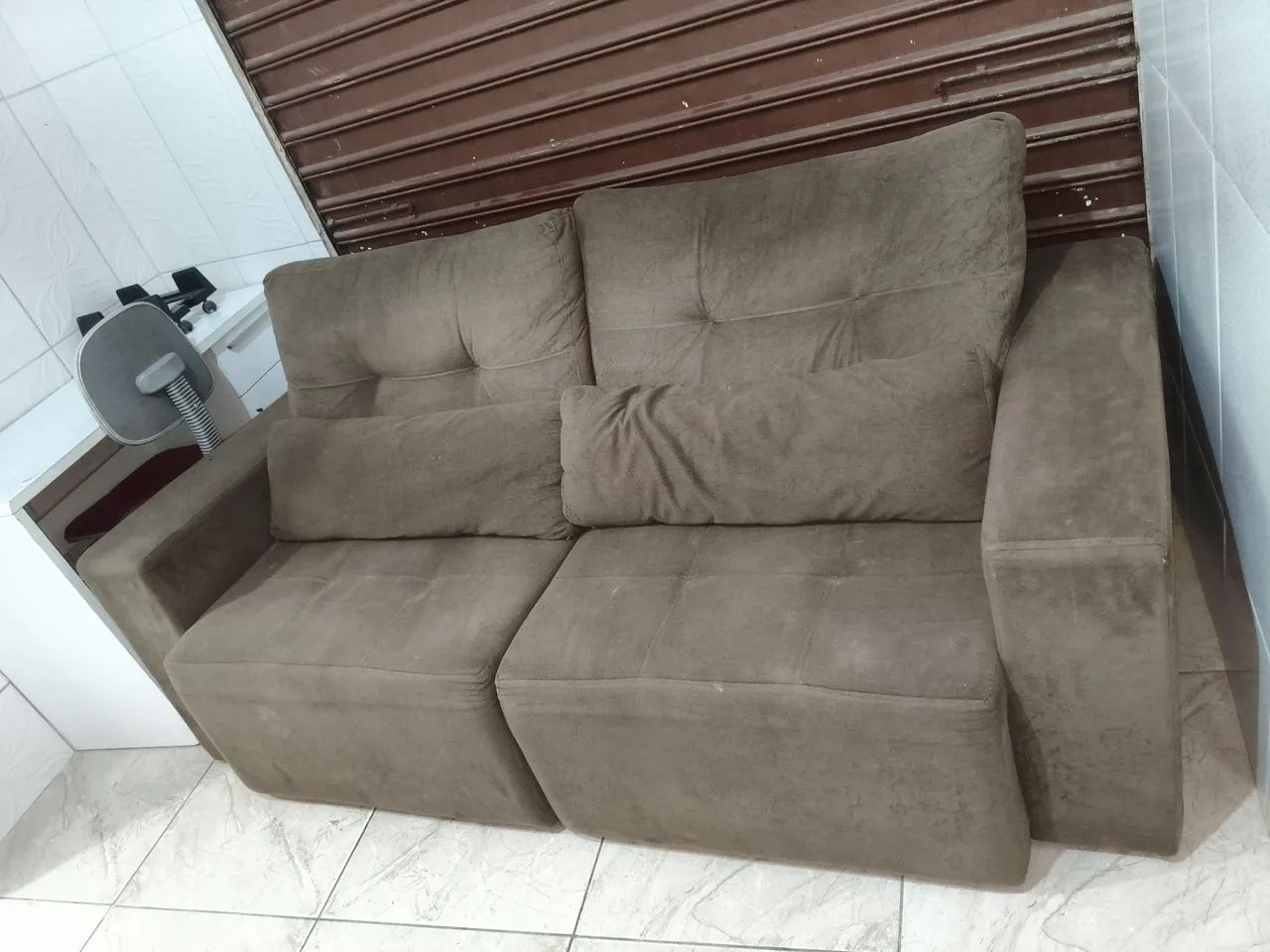 Sofá retrátil tipo cama