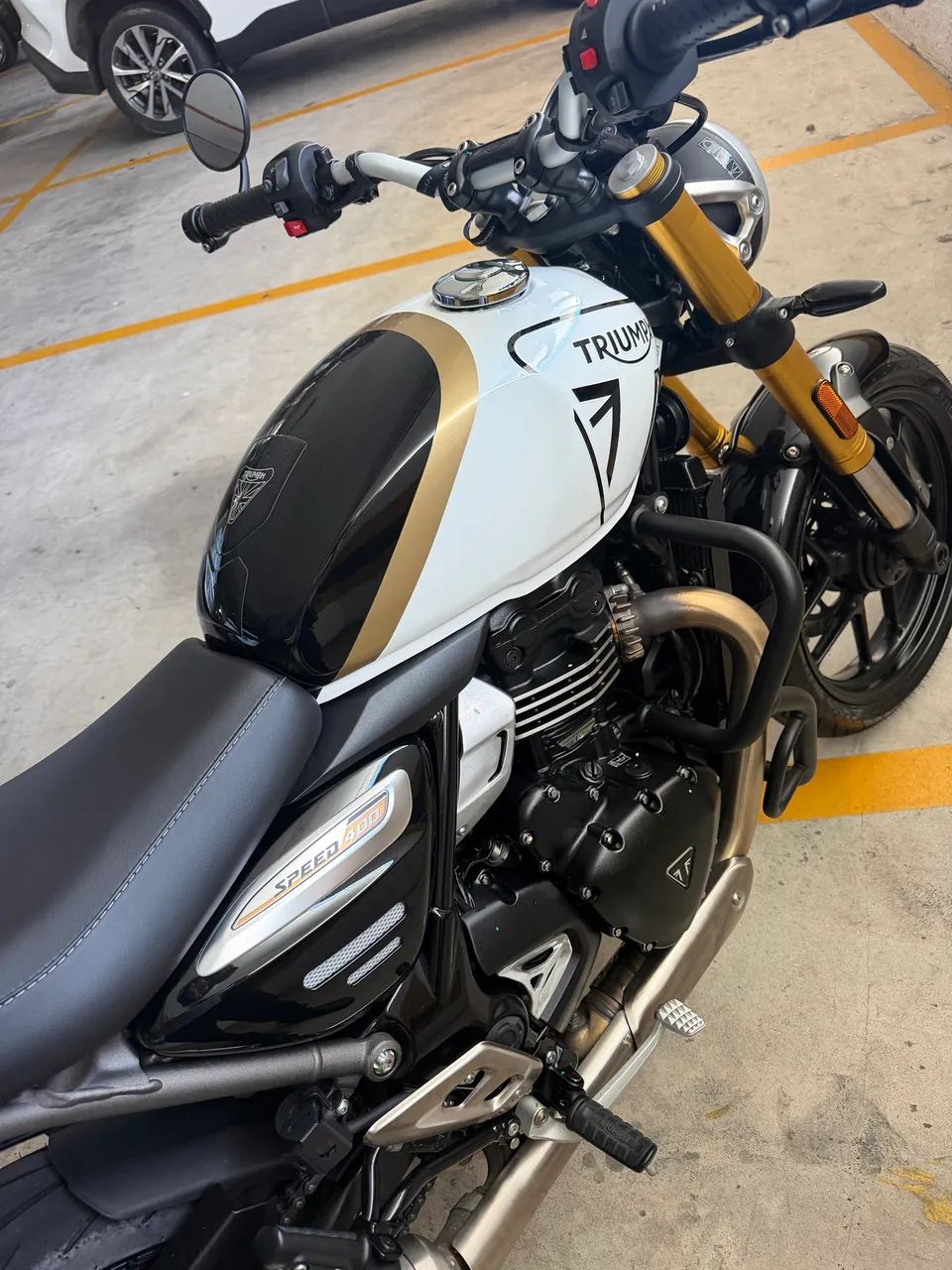TRIUMPH SPEED 400