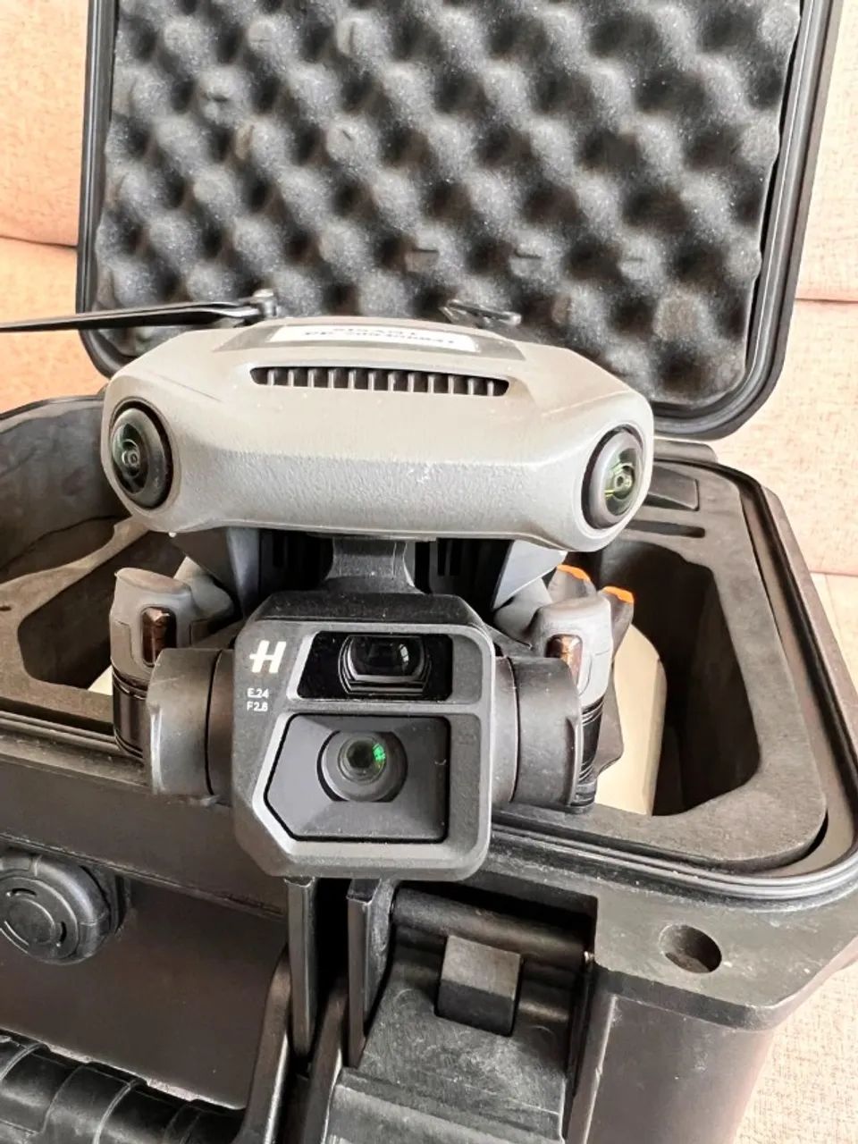 Drone Dji Mavic 3 Dual Camera + 3 Baterias + Controle Tela - Foto 3