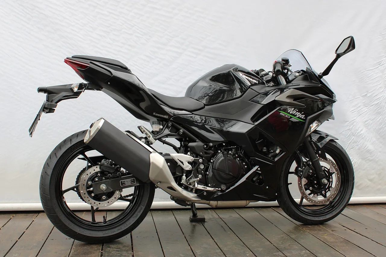 KAWASAKI NINJA 500 - Foto 5