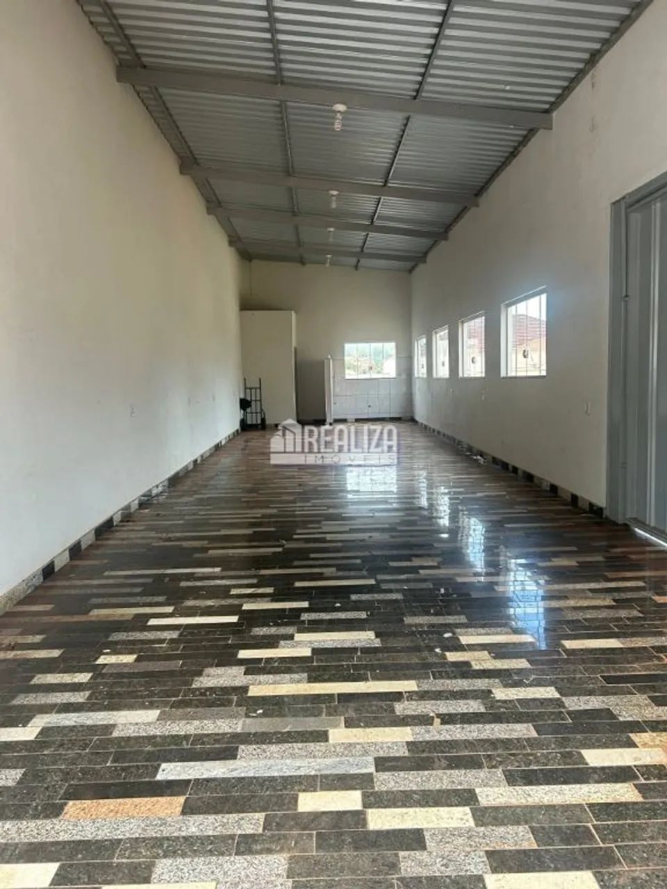 Casa Padrão para Alugar no Centro de Igarapava - Foto 2