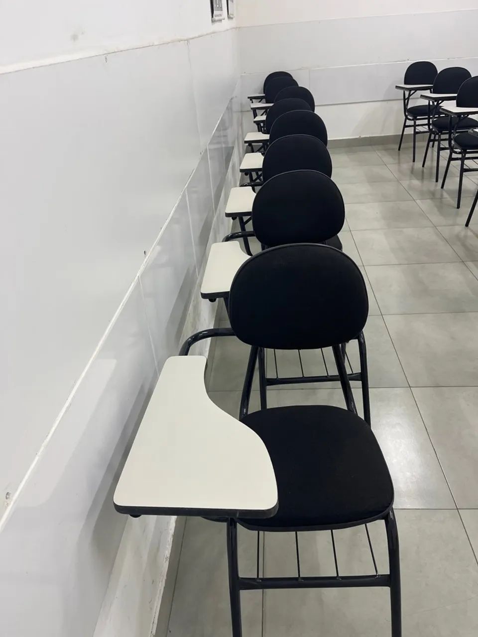 Cadeira universitária 