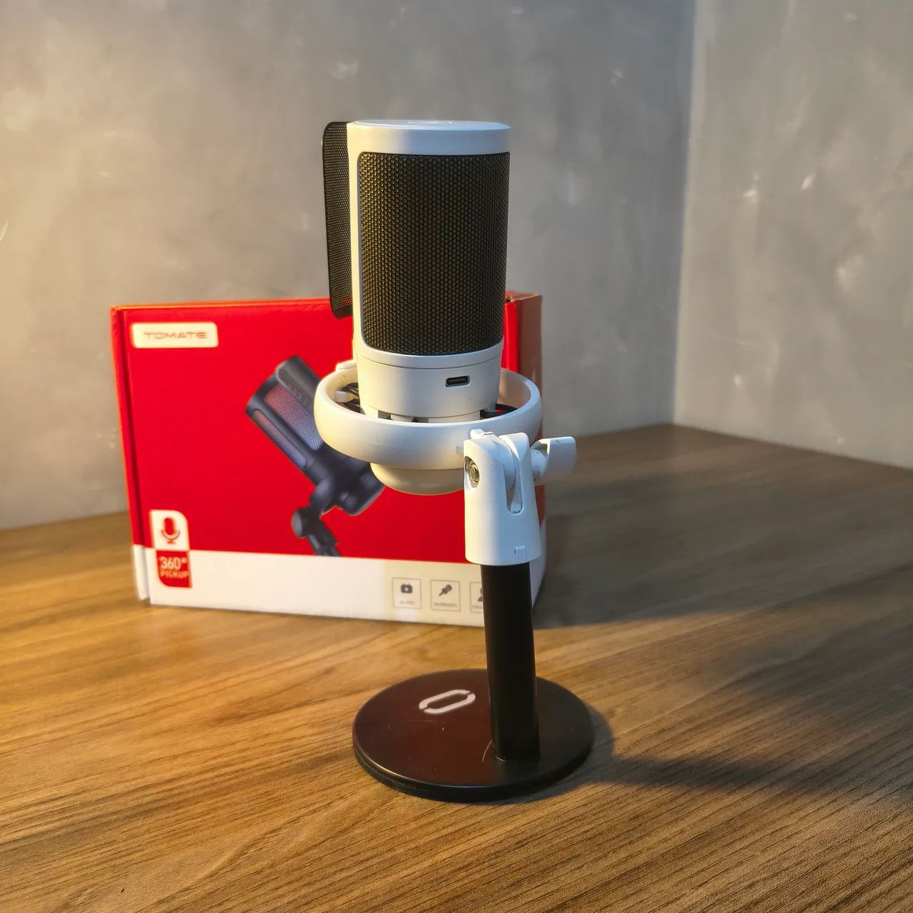 Microfone de Mesa Tomato USB Branco | Aceito Cartão | Entrego & OLX Pay - Foto 3