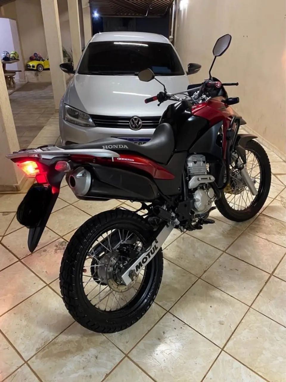 XRE 300 MOTO DE MULHER - Foto 4