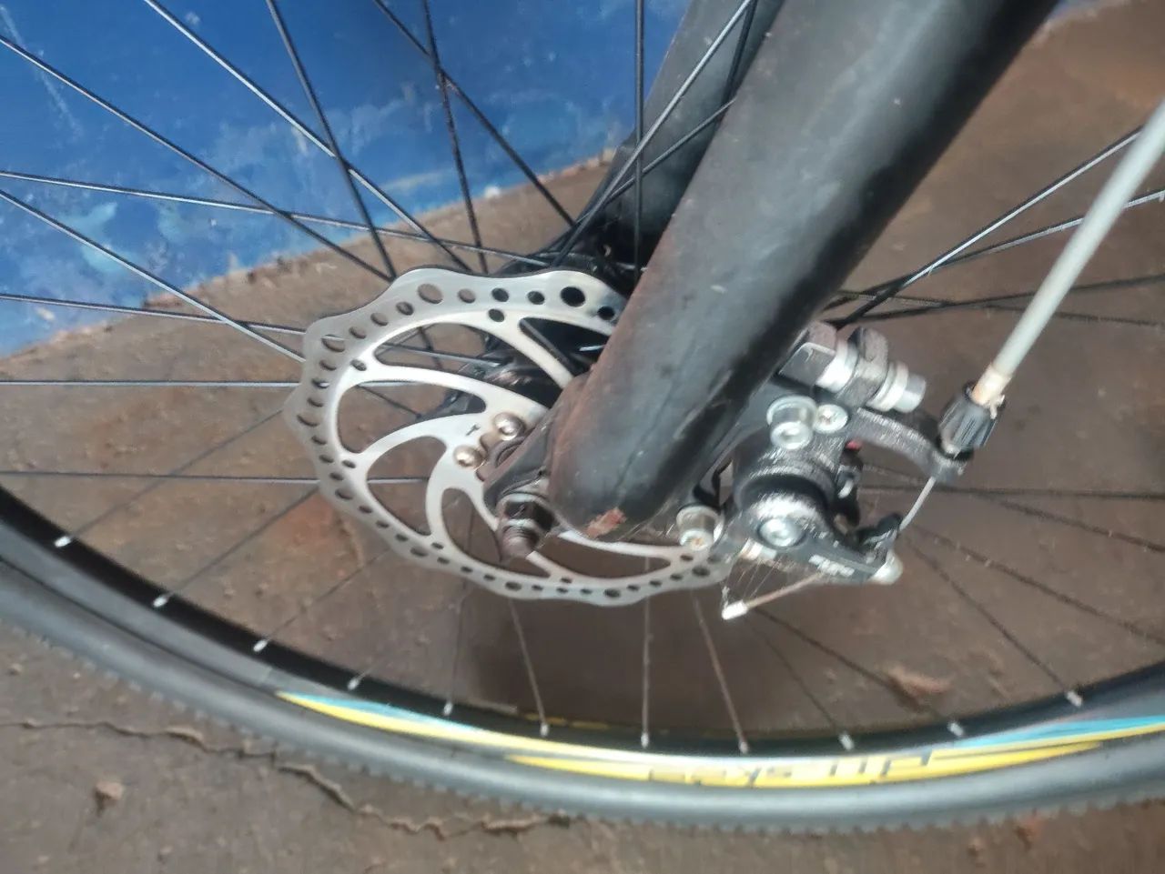 Bicicleta aro 29 com boas condições para uso  - Foto 3
