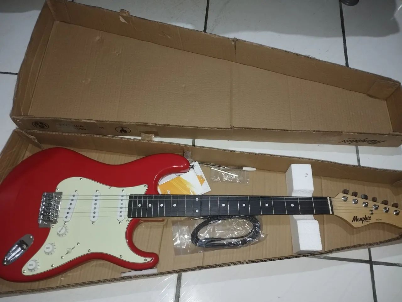 Guitarra Memphis MG 30 - Foto 4