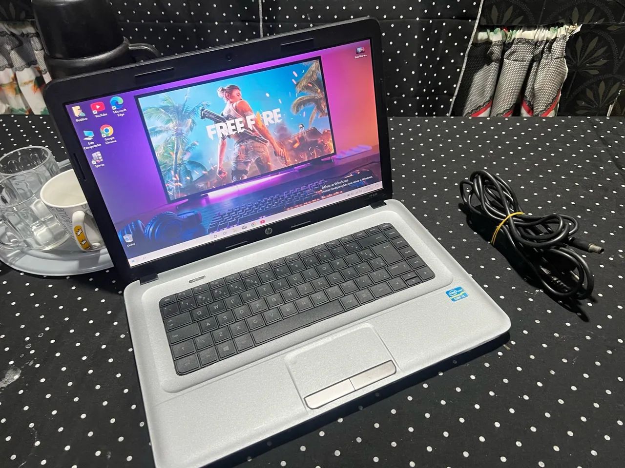 Vendo Notebook HP i3- 2.20GHZ / HD de 1TERA/ 6GB de RAM/ Office+ Programas 