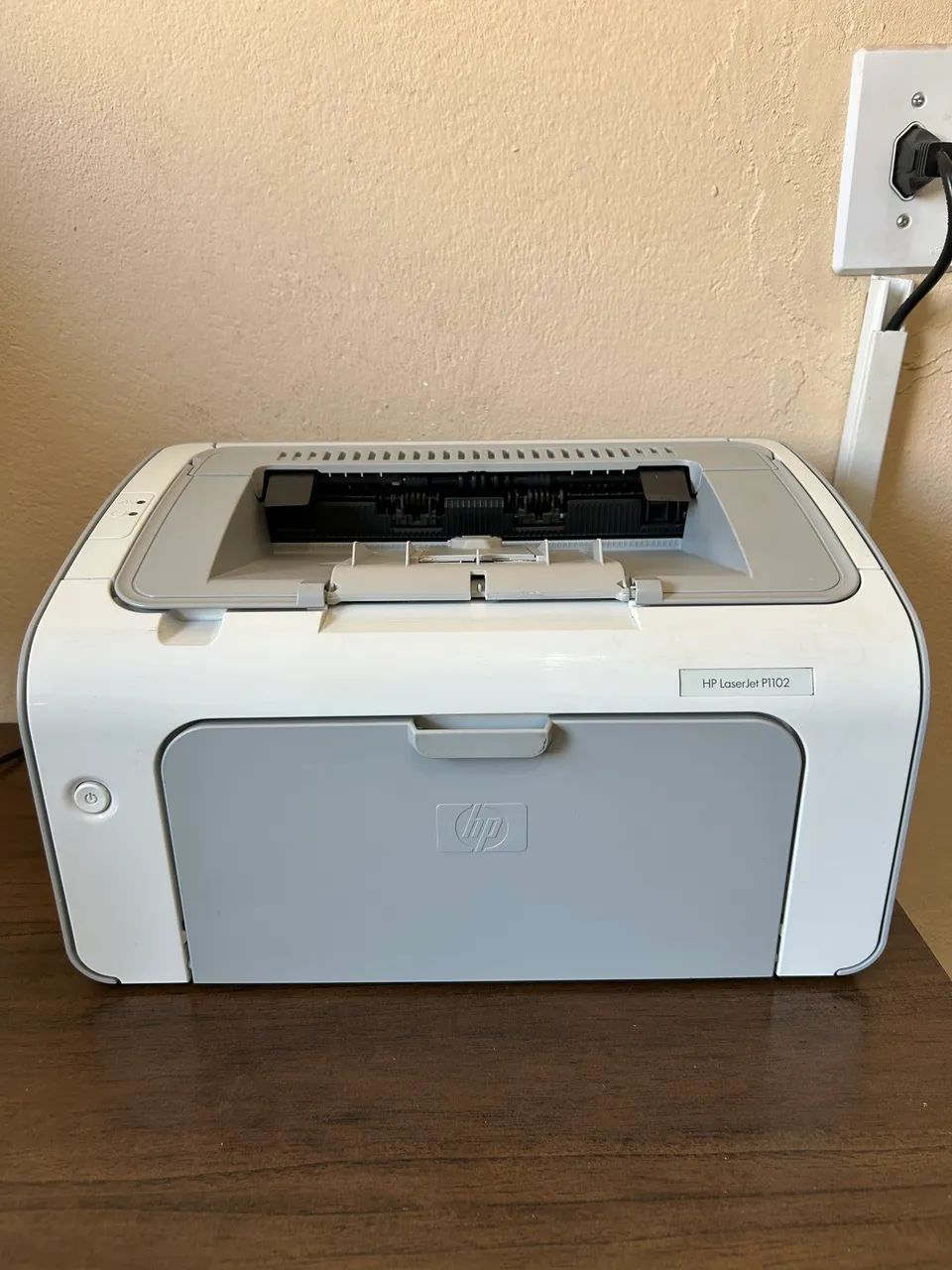 Impressora 1102 HP laser, com 2 toners + pacote de folhas  - Foto 5