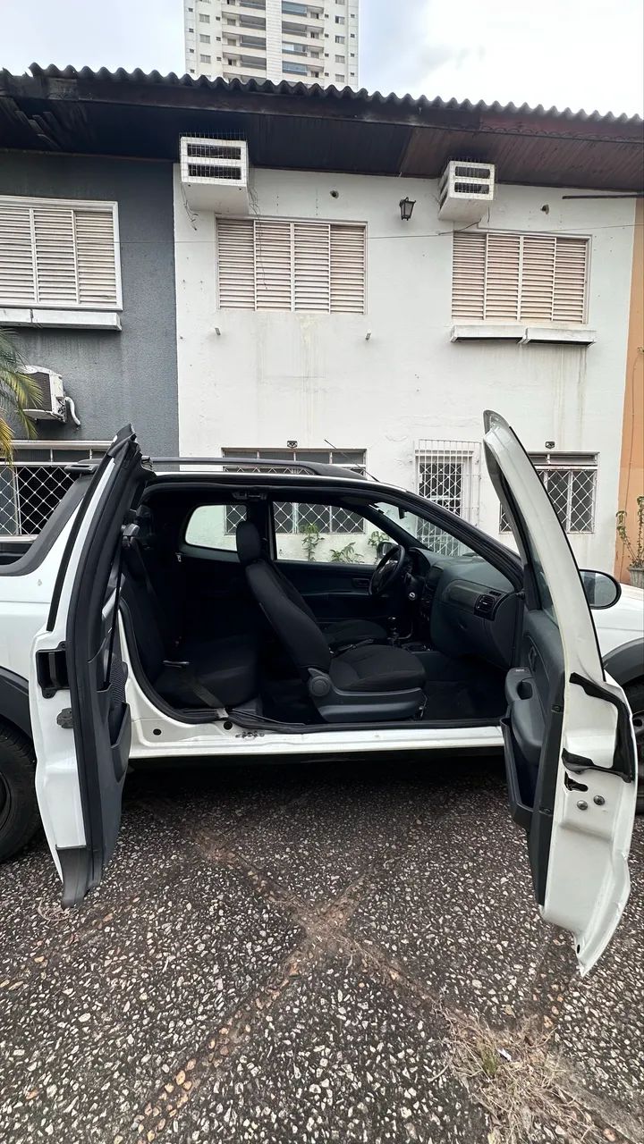 Fiat Strada Working Hard 1.4 Fire Flex 8V CD 2018 - Foto 2