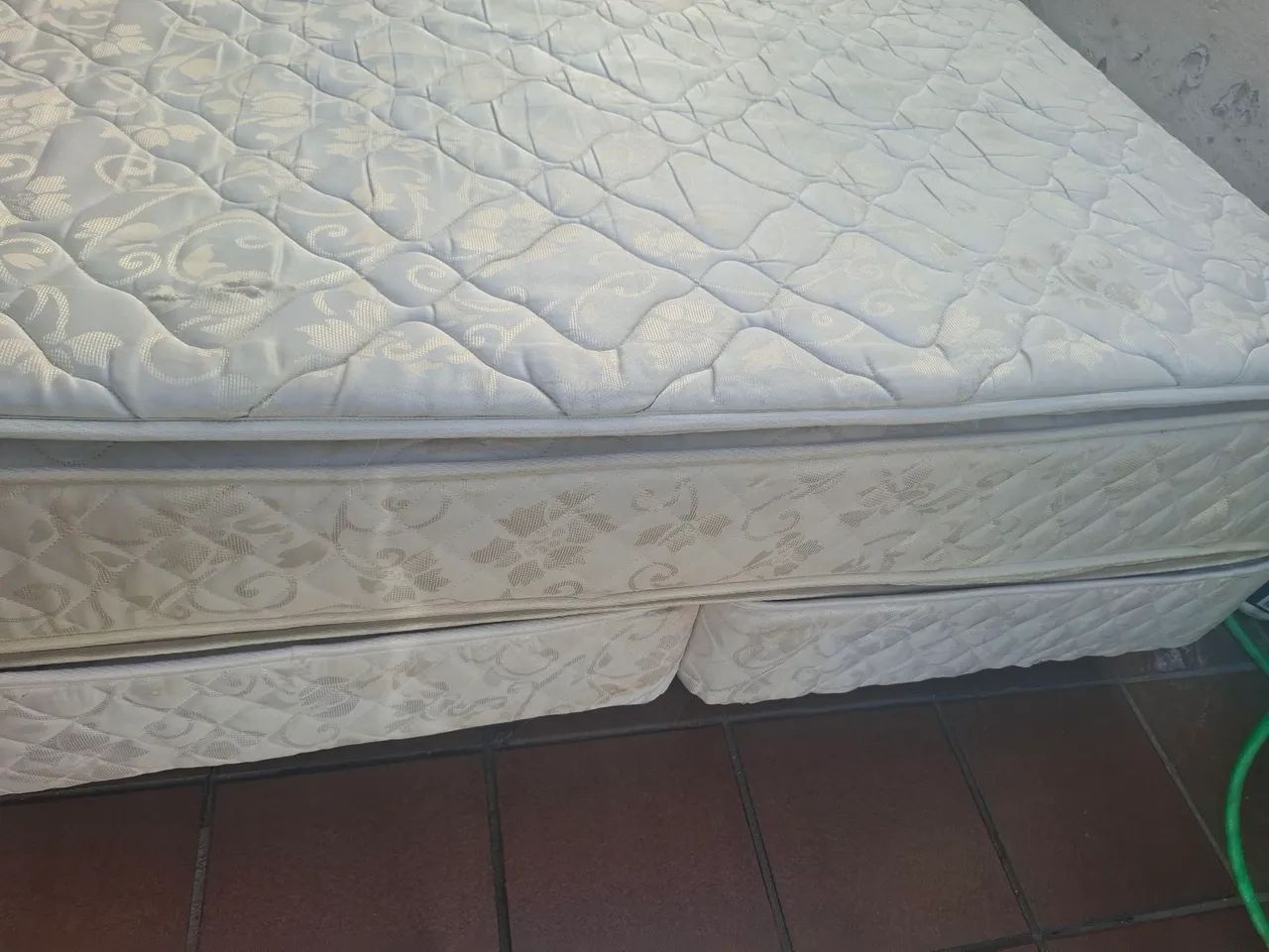 Box bipartido queen size e colchão molas ensacadas 158x1.98 - Foto 2