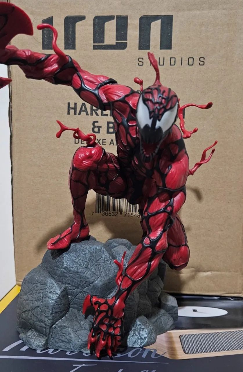 Marvel Gallery - Carnage - Estatua Diamond Select