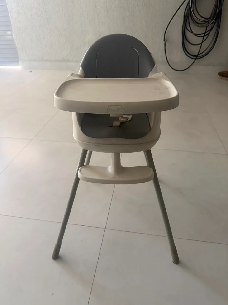 Cadeira de alimentação 