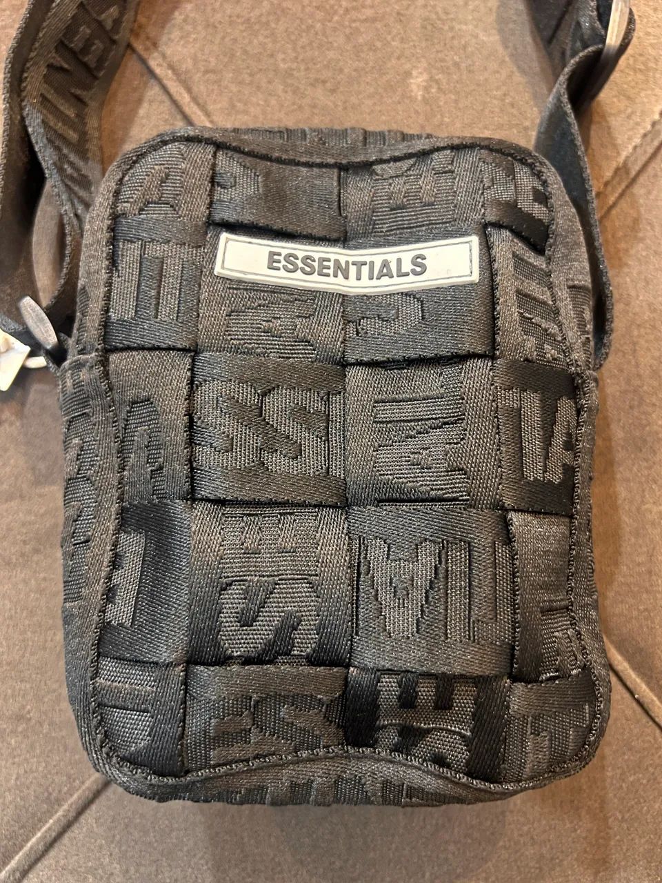 Essentials Fear of God FOG Shoulder Bag - Bolsas, malas e mochilas