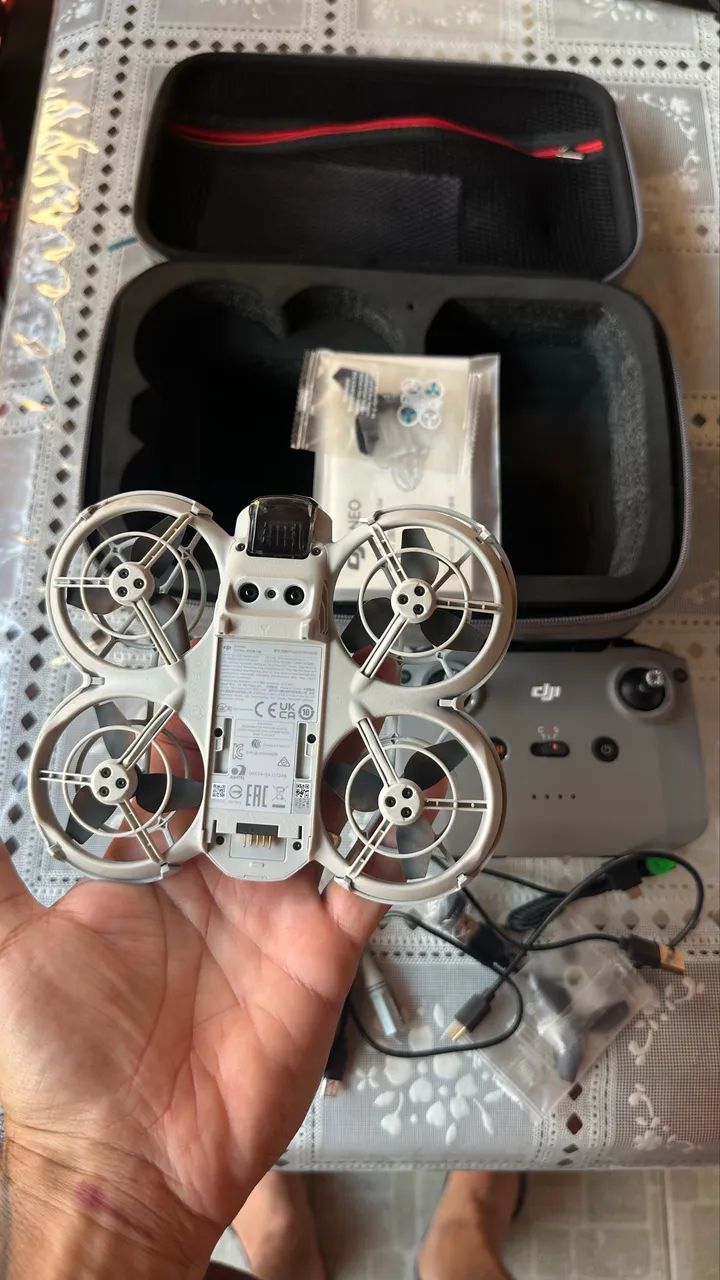 DRONE DJI NEO COMBO 