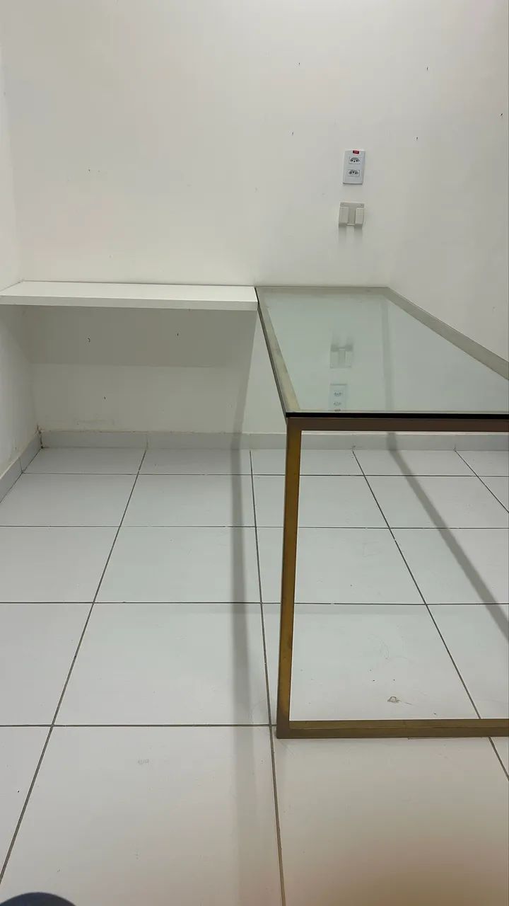 Mesa de vidro para escritório consultório 