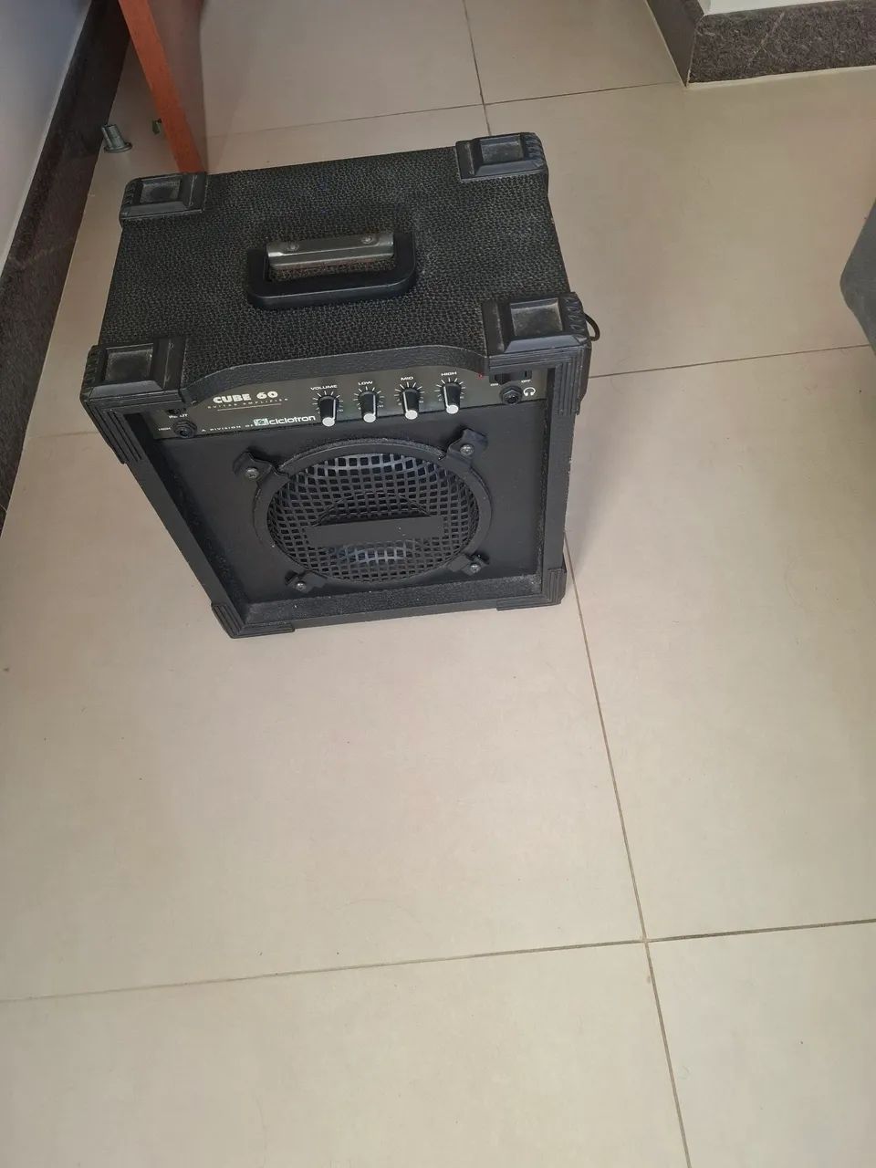 Amplificador Cube 60 - Foto 4