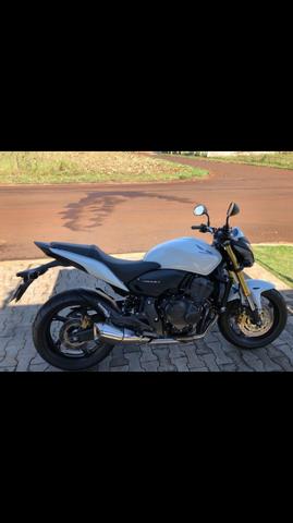 Hornet raridade com apenas 1027 km - Foto 5