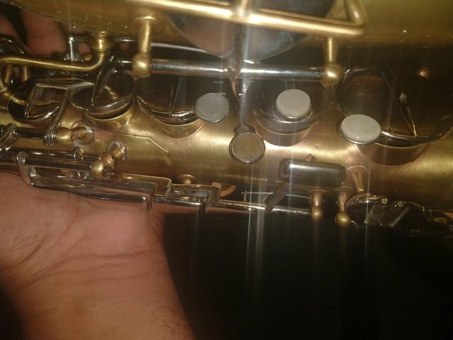 Vendo sax relíquia - Foto 4
