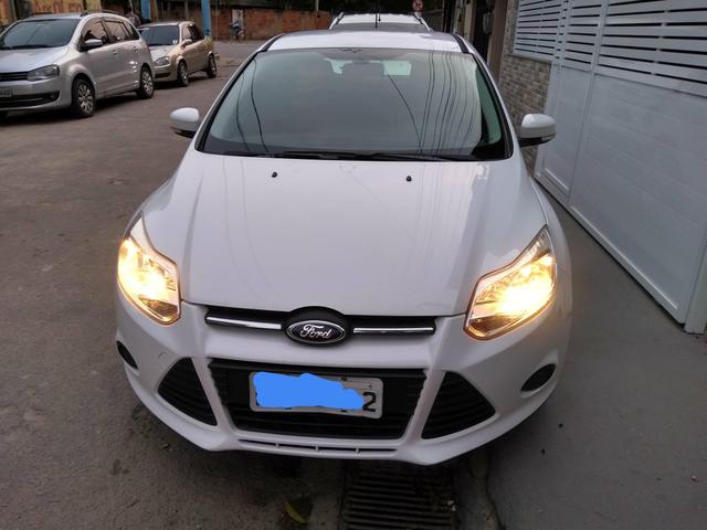 Vendo Ford Focus Hatch Modelo 14 - Foto 12