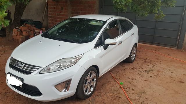 Vendo , troco ou assumo financiamento - Foto 3