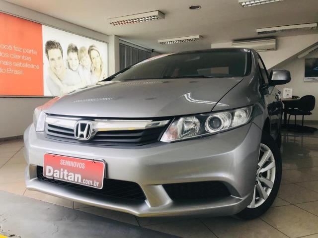 Civic lxs 1.8 Aut 2014 com bancos em Couro 60km