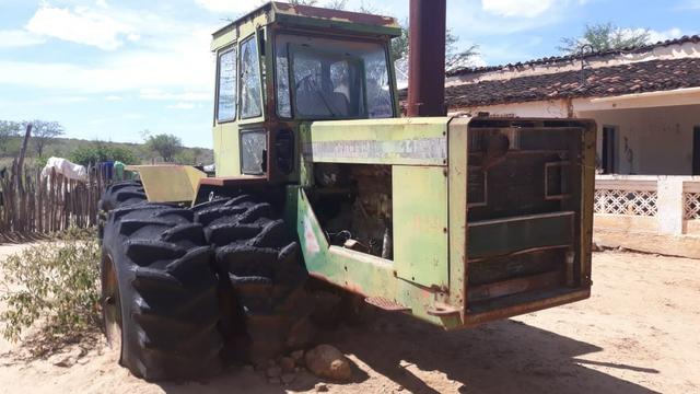 Trator engesa 1124