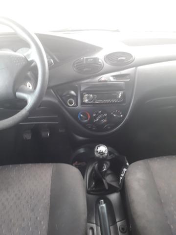 Ford Focus hatch - Foto 4